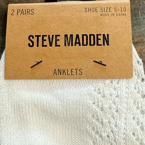 Steve Madden Women’s Anklet Socks – 2 Pack (Size 5–10) New in Packaging - Picture 2 of 2